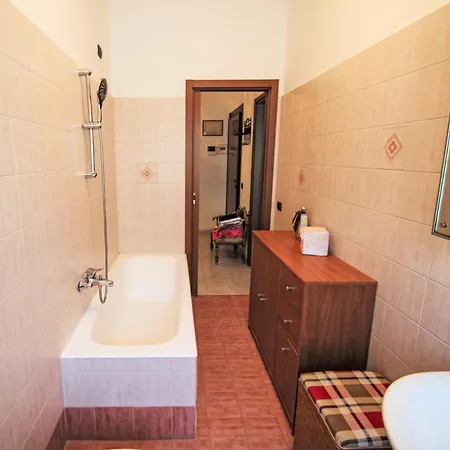 Davide By Interhome דירה ורבאניה